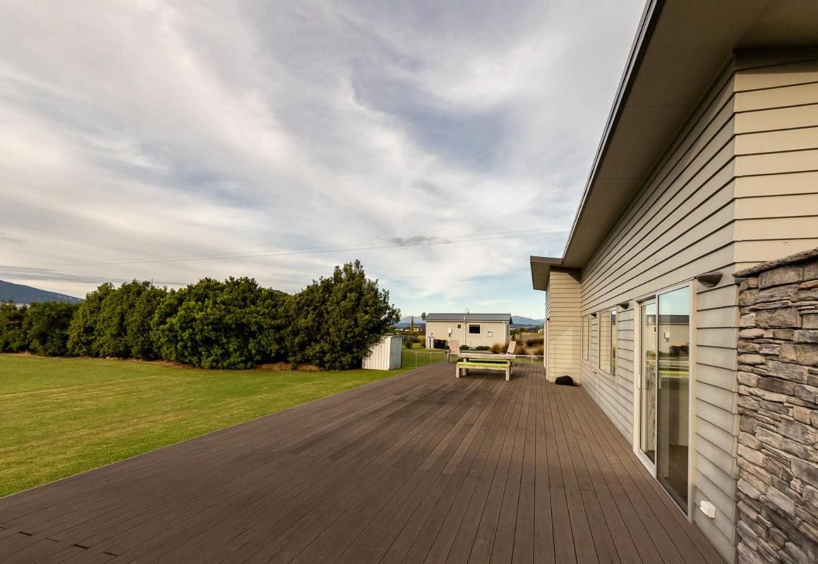Poppa Pete'S - Te Anau Holiday Home Exteriör bild